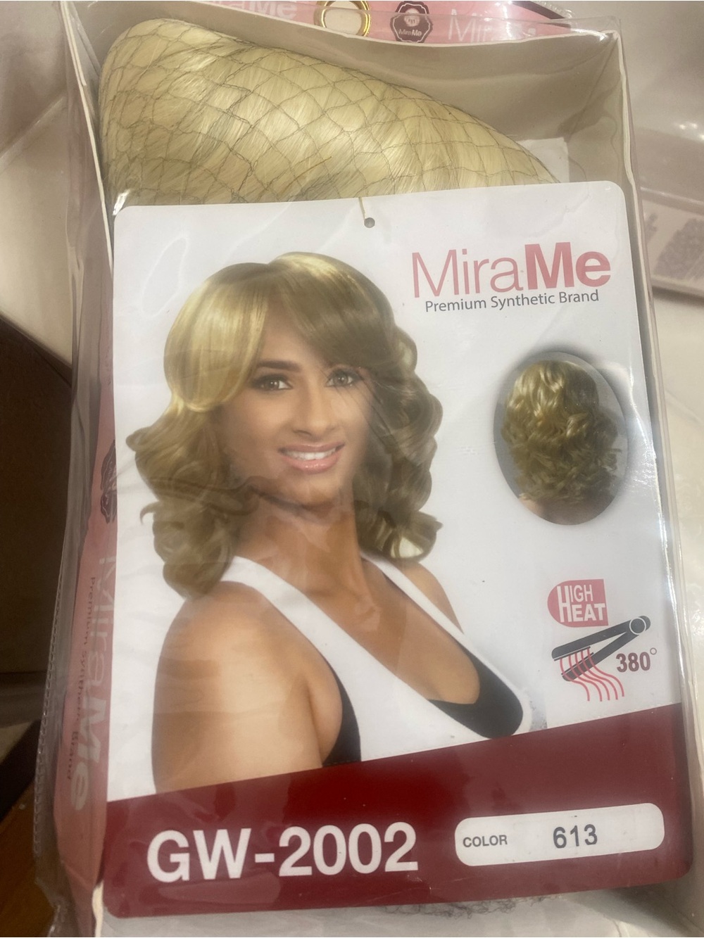 GW-2002 Synthetic Wig in Light Blonde (613)
